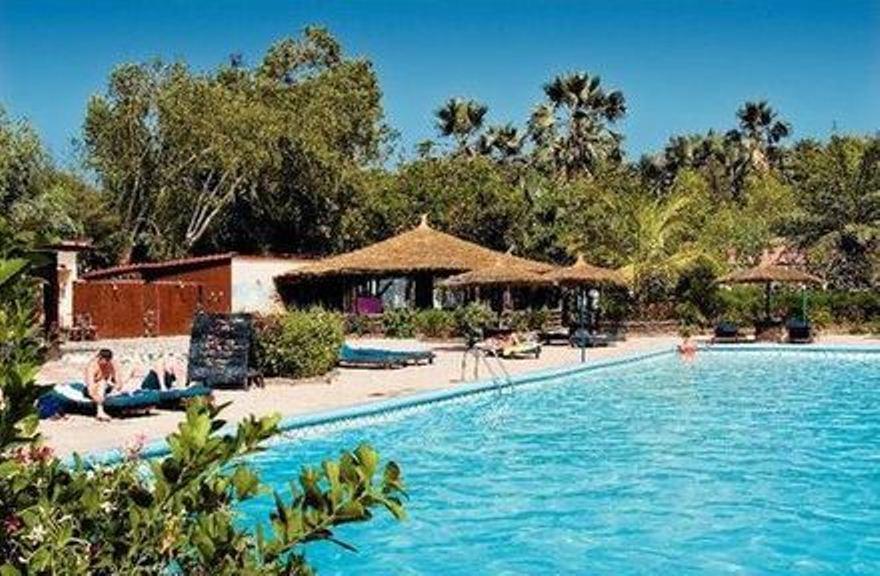 Holiday Beach Club Kololi Exterior photo